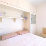 Panfilo Con Piscina Fronte Mare *
