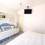 Panfilo Con Piscina Fronte Mare Lido di Jesolo